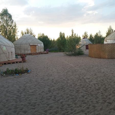 Yurt Camp Tosor Hotel Exterior photo