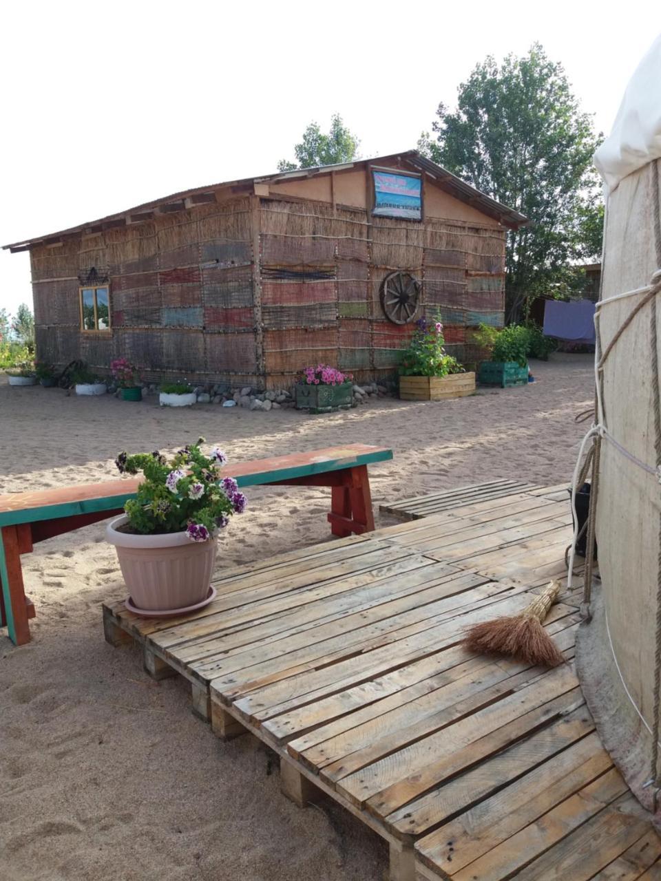 Yurt Camp Tosor Hotel Exterior photo